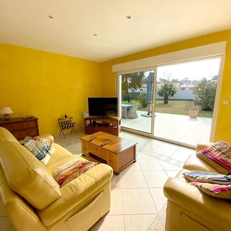 Maison De 4 Chambres Avec Jardin Clos Et Wifi A A 1 Km De La La Tremblade