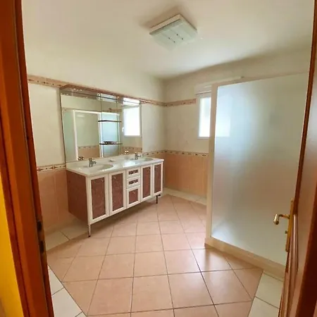 Maison De 4 Chambres Avec Jardin Clos Et Wifi A A 1 Km De La La Tremblade