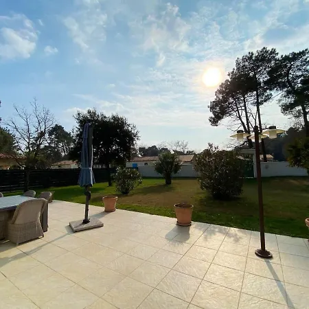 Maison De 4 Chambres Avec Jardin Clos Et Wifi A A 1 Km De La Casa vacanze La Tremblade