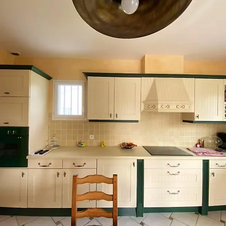 Maison De 4 Chambres Avec Jardin Clos Et Wifi A A 1 Km De La
