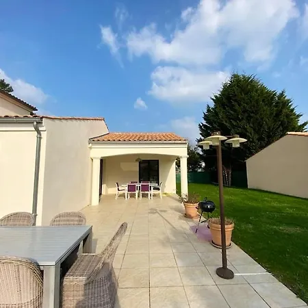 Maison De 4 Chambres Avec Jardin Clos Et Wifi A A 1 Km De La La Tremblade